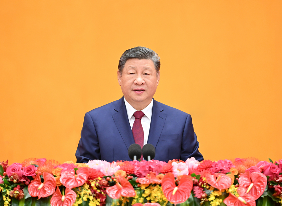 2月14日,中共中央、国务院在北京人民大会堂举行2026年春节团拜会。中共中央总书记、国家主席、中央军委主席习近平发表讲话。